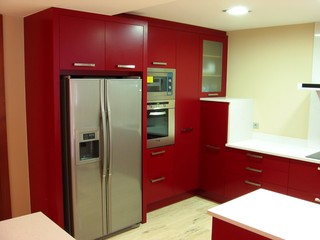 DM RED LAQCUERED KITCHEN