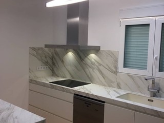 WHITE KITCHEN