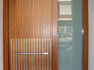 ENTRANCE DOOR