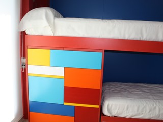 CHILDREN BUNK BED