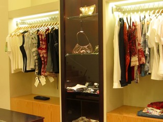 CLOTHING STORE (2)