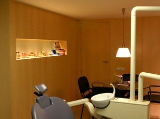 PANELS IN DENTAL SURGERY