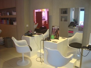 DENIA HAIRDRESSER (2)