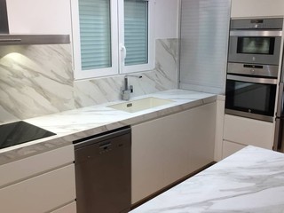 WHITE KITCHEN